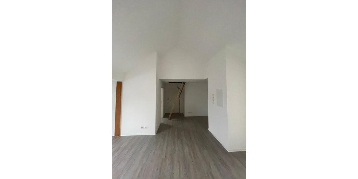 Dachgeschoßwohnung Weimar - 2 Zimmer, 76 m&sup2;, 798&euro; | Angebot:26496282