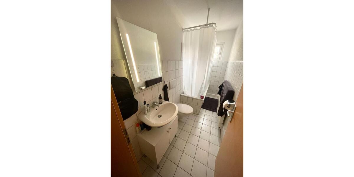 Etagenwohnung Jena - 2 Zimmer, 45 m&sup2;, 490&euro; | Angebot:25886937