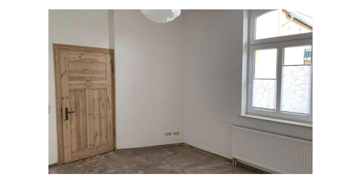 Terrassenwohnung Kölleda - 6 Zimmer, 136 m&sup2;, 1.020&euro; | Angebot:26409745