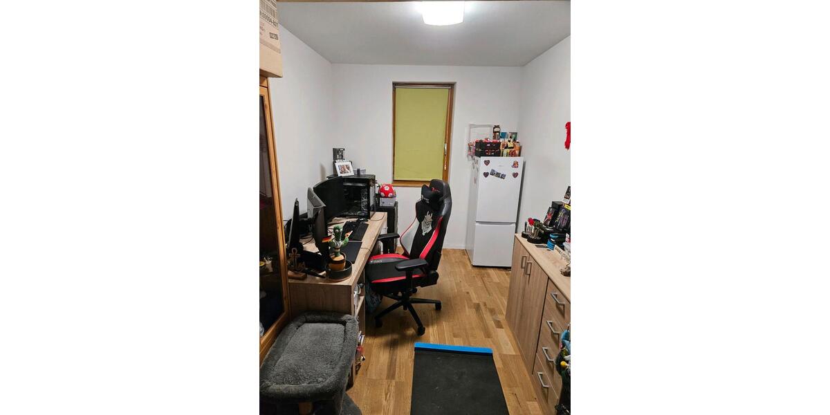 Erdgeschoßwohnung Apolda - 3.5 Zimmer, 81 m&sup2;, 805&euro; | Angebot:25852800