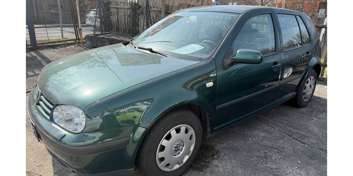 VW Golf 149.500 km 1.990 &euro; Rudolstadt 07407