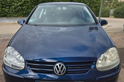 VW Golf 125.800 km 2.500 &euro; Grammetal 99428