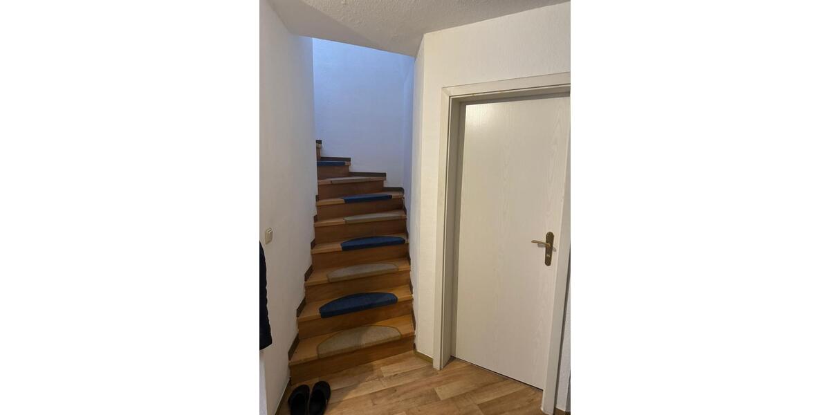 Dachgeschoßwohnung Erfurt Johannesplatz - 3 Zimmer, 100 m&sup2;, 590&euro; | Angebot:26056121