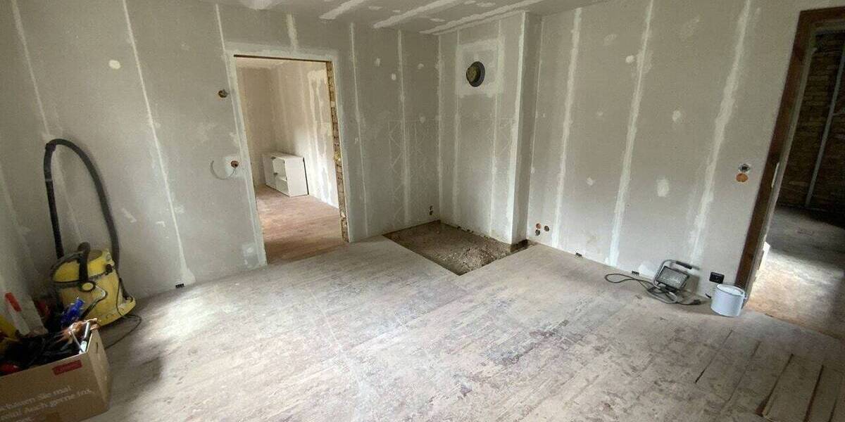 Einfamilienhaus Niedertrebra Escherode - 7 Zimmer, 126 m&sup2;, 98.000&euro; | Angebot:25771822