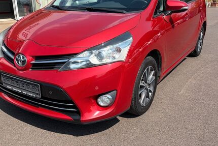 Toyota Verso 103.150 km 11.750 &euro; Apolda 99510
