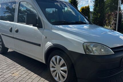 Opel Combo 203.000 km 2.800 &euro; Erfurt 99085