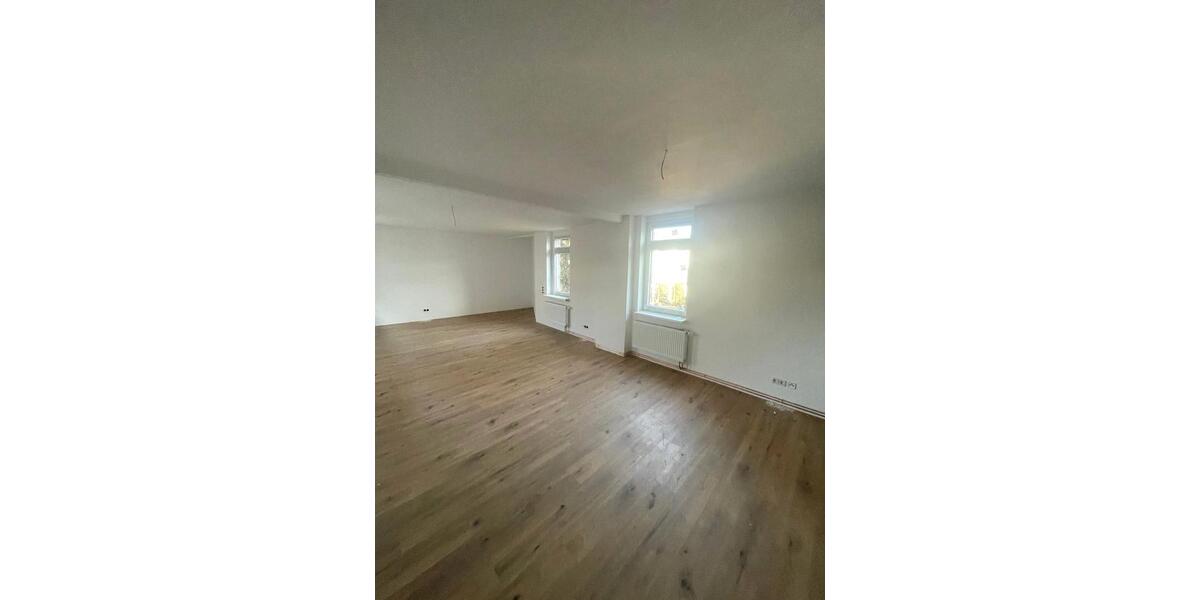 Etagenwohnung Apolda - 1 Zimmer, 65 m&sup2;, 480&euro; | Angebot:25805242