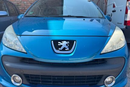 Peugeot 207 153.545 km 850 &euro; Erfurt 99089