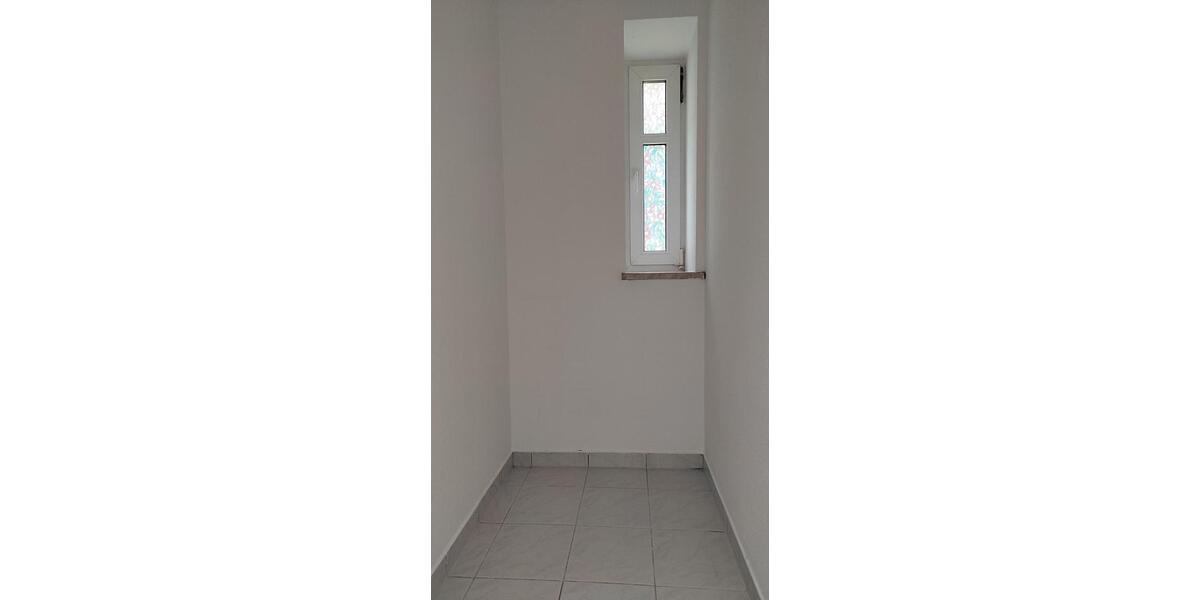 Etagenwohnung Rudolstadt - 3 Zimmer, 71 m&sup2;, 590&euro; | Angebot:23902944