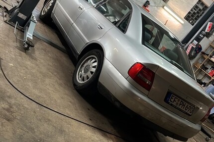 Audi A4 241.256 km 2.200 &euro; Erfurt 99084