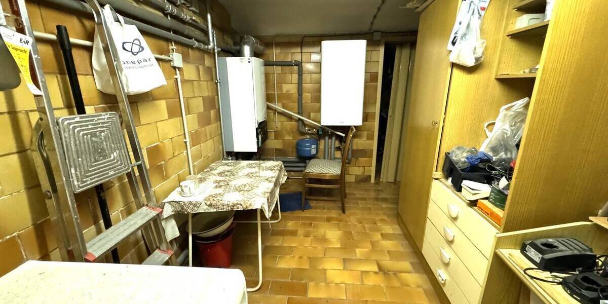 Mehrfamilienhaus, Wohnhaus Rudolstadt Zentrum - 7 Zimmer, 180 m&sup2;, 120.000&euro; | Angebot:25676529