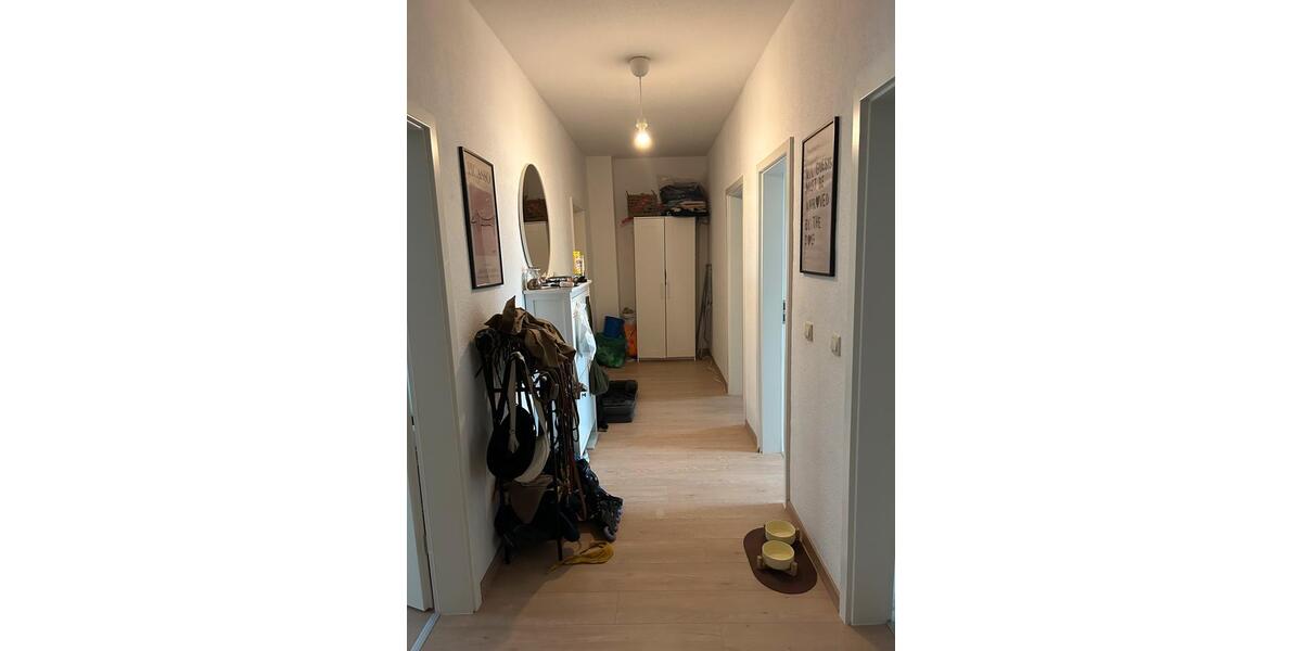 Etagenwohnung Erfurt Johannesplatz - 3 Zimmer, 73 m&sup2;, 670&euro; | Angebot:26495746