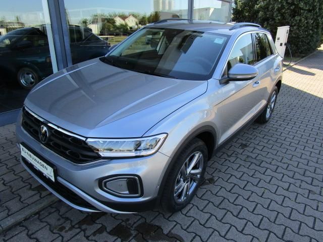 VW T-Roc 4.966 km 29.950 &euro; Buttstädt 99628