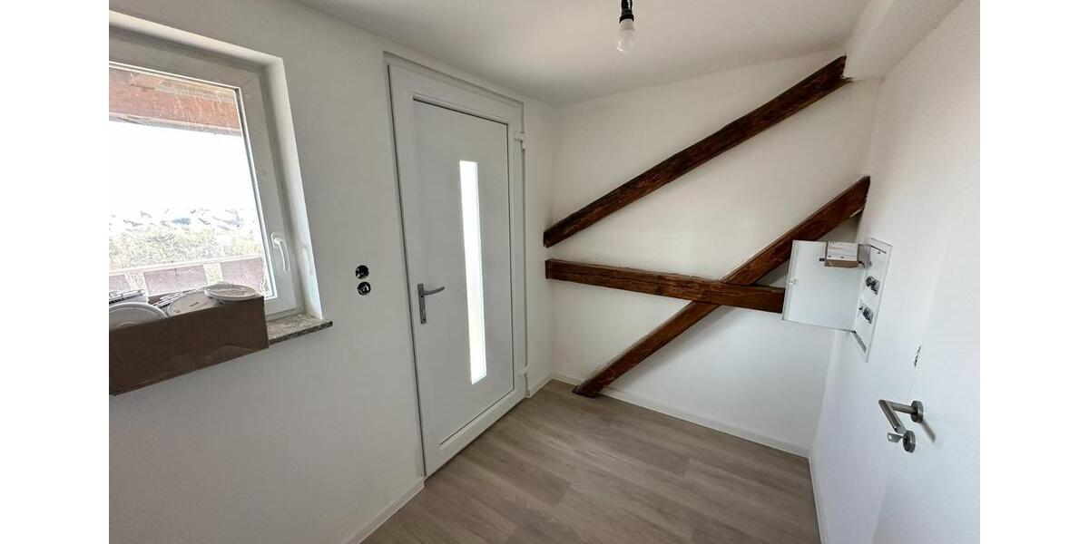 Etagenwohnung Apolda - 3 Zimmer, 79 m&sup2;, 720&euro; | Angebot:25805241