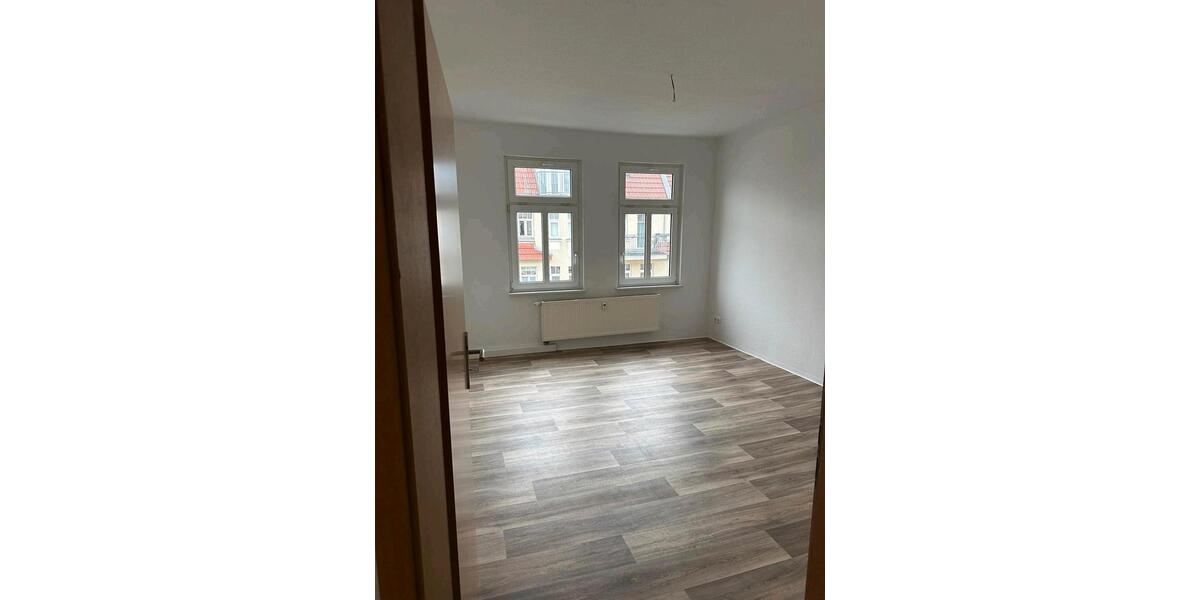 Etagenwohnung Jena - 1 Zimmer, 16 m&sup2;, 470&euro; | Angebot:25045750