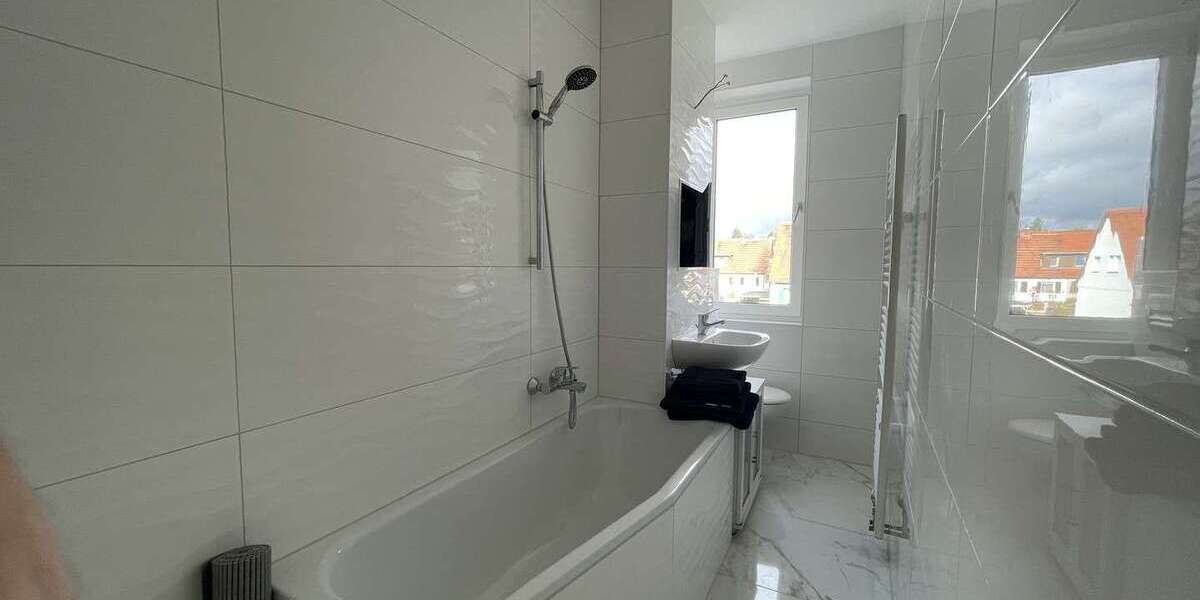 Etagenwohnung Apolda - 2 Zimmer, 47 m&sup2;, 450&euro; | Angebot:26032688