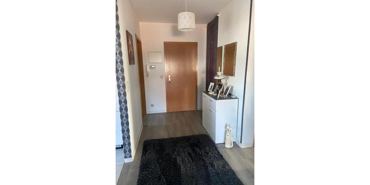 Dachgeschoßwohnung Sömmerda - 2.5 Zimmer, 39 m&sup2;, 502&euro; | Angebot:26593352