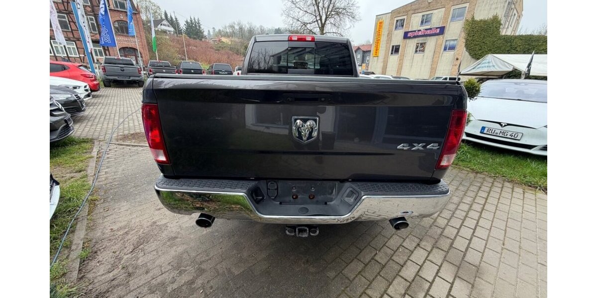 Dodge RAM 1500 5,7 HEMI 4+4 6 Sitzer 142.000 km 17.999 &euro; Rudolstadt 07407