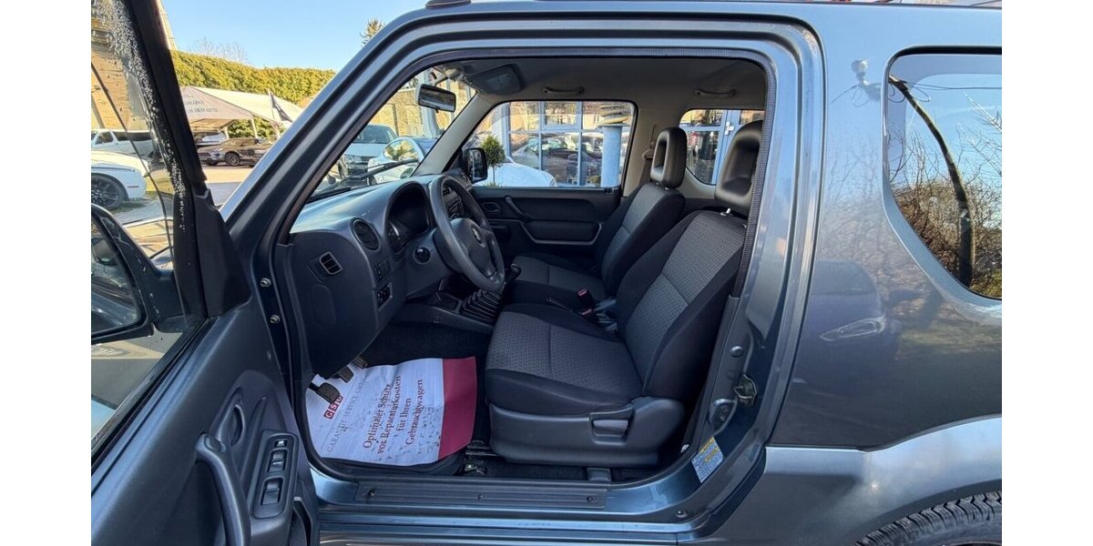 Suzuki Jimny 4x4 158.000 km 7.500 &euro; Rudolstadt 07407