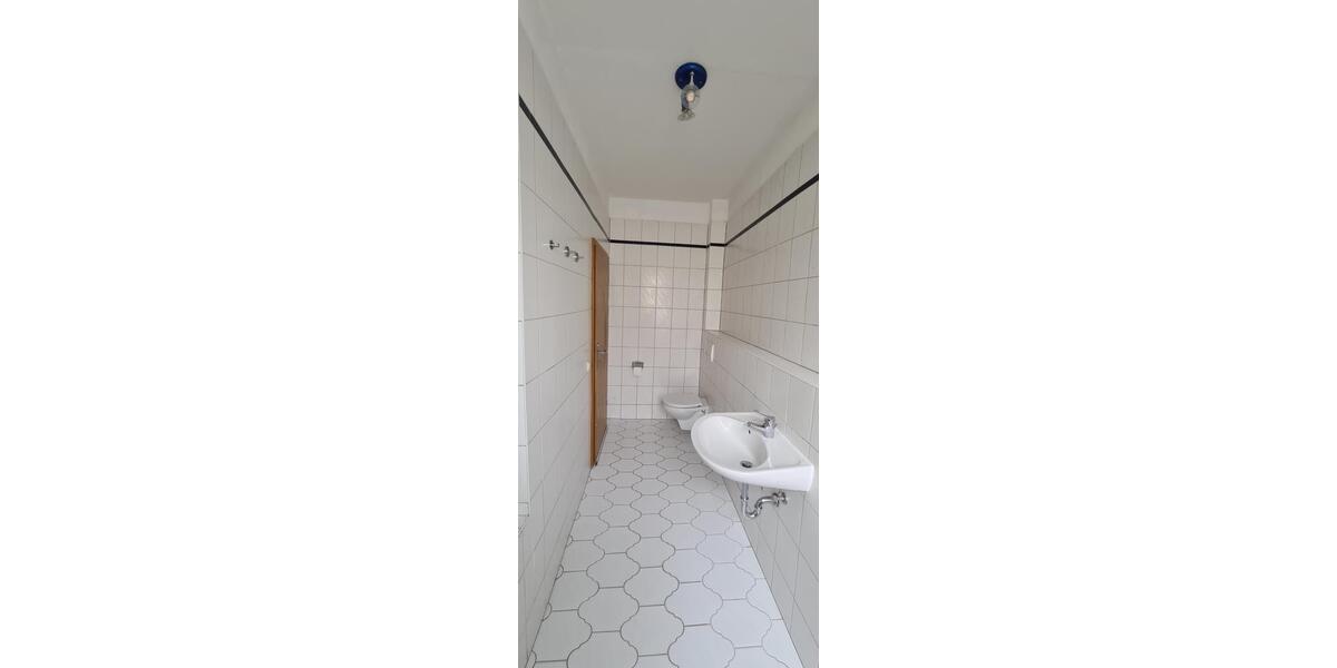 ab Juli: schöne Dreizimmerwohnung mit Garten für Studenten und Paare - Etagenwohnung Jena Nord Nord | Angebot:26737885