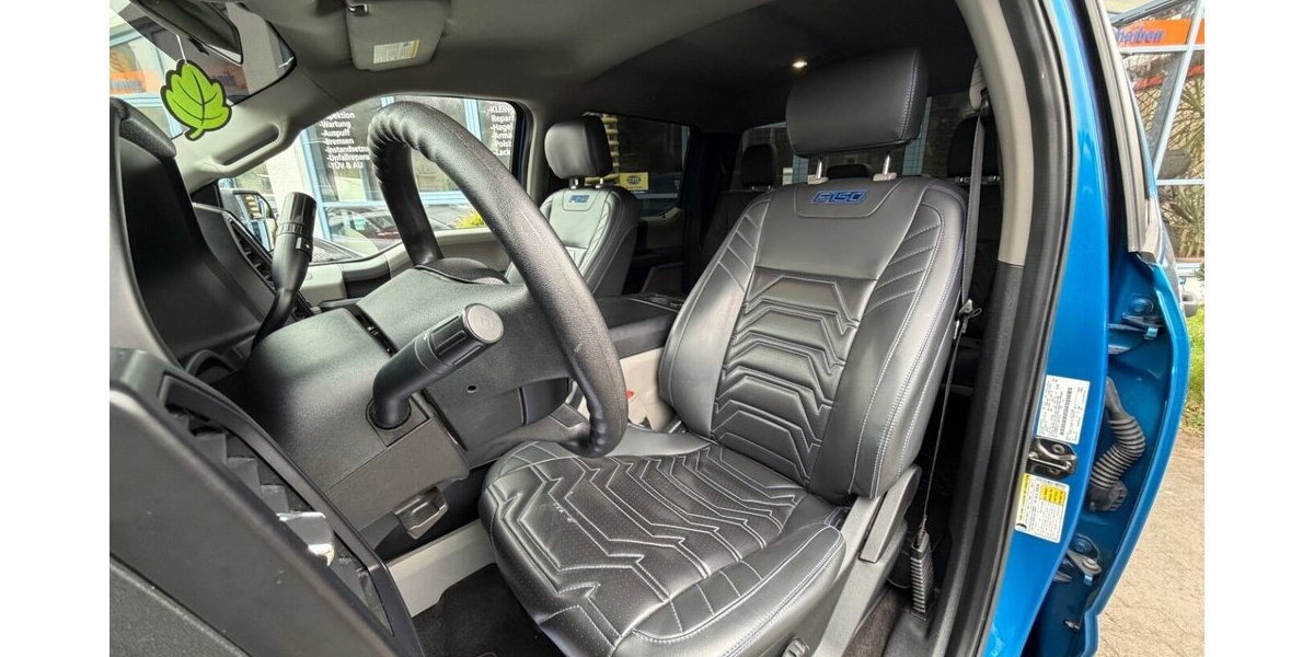 Ford F 150 STX 4+4 LEDER NAVI 20 ZOLL FELGEN 133.800 km 27.500 &euro; Rudolstadt 07407