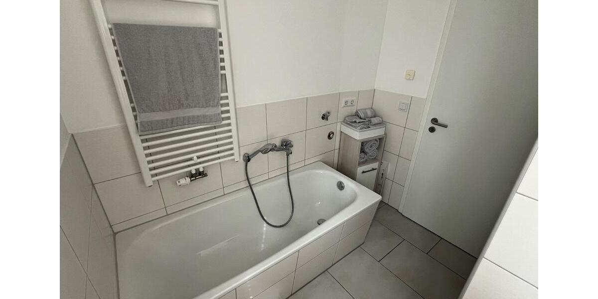 Etagenwohnung Weimar Ehringsdorf - 3 Zimmer, 80 m&sup2;, 900&euro; | Angebot:26427797