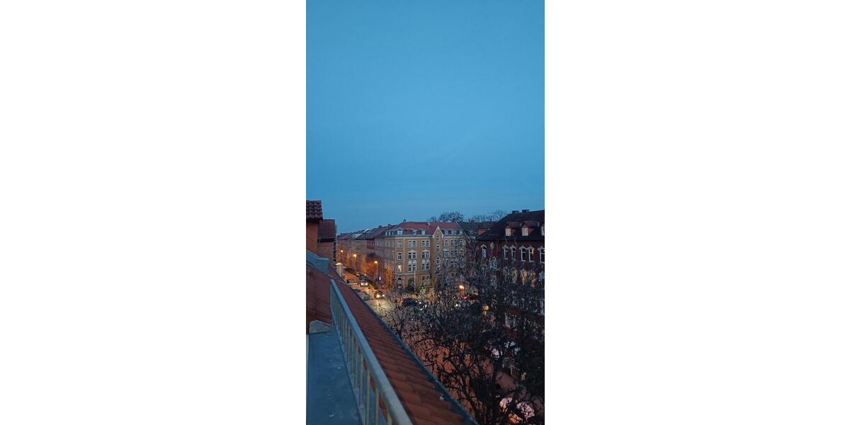 Dachgeschoßwohnung Erfurt Johannesplatz - 4 Zimmer, 116 m&sup2;, 1.300&euro; | Angebot:25868167