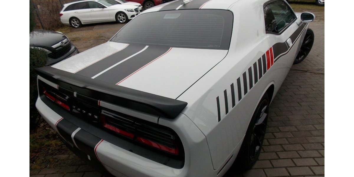 Dodge Challenger 6,4 Scat Pack 93.400 km 34.990 &euro; Rudolstadt 07407