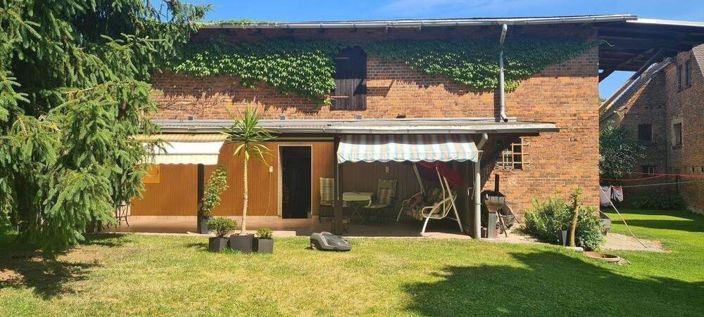 Einfamilienhaus Apolda - 7 Zimmer, 200 m&sup2;, 279.000&euro; | Angebot:25671515