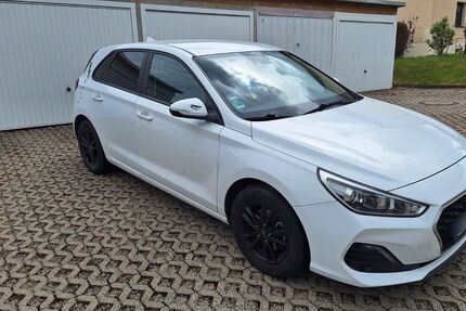 Hyundai i30 25.050 km 12.500 &euro; Rudolstadt 07407
