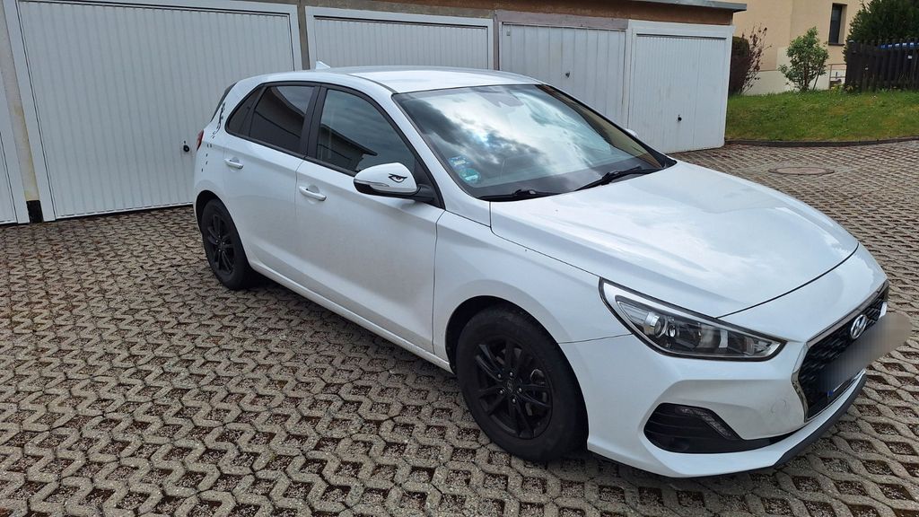 Hyundai i30 25.050 km 12.500 &euro; Rudolstadt 07407