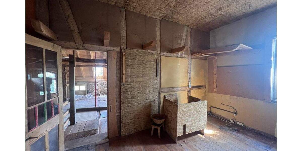 Bauernhaus, Landhaus Rudolstadt Nord - 4 Zimmer, 353 m&sup2;, 99.000&euro; | Angebot:25729292