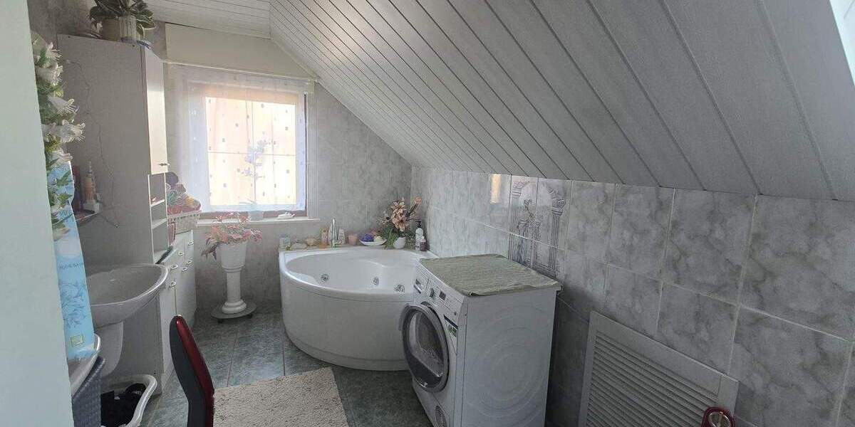 Einfamilienhaus Magdala Göttern - 6 Zimmer, 120 m&sup2;, 480.000&euro; | Angebot:26026479