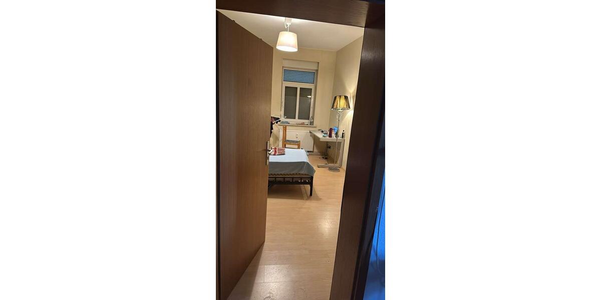 Erdgeschoßwohnung Kahla - 1 Zimmer, 20 m&sup2;, 289&euro; | Angebot:26515114