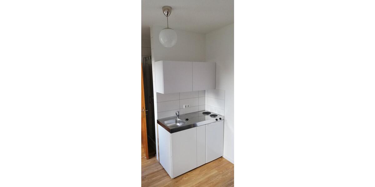 Etagenwohnung Apolda - 1 Zimmer, 18 m&sup2;, 280&euro; | Angebot:26051120