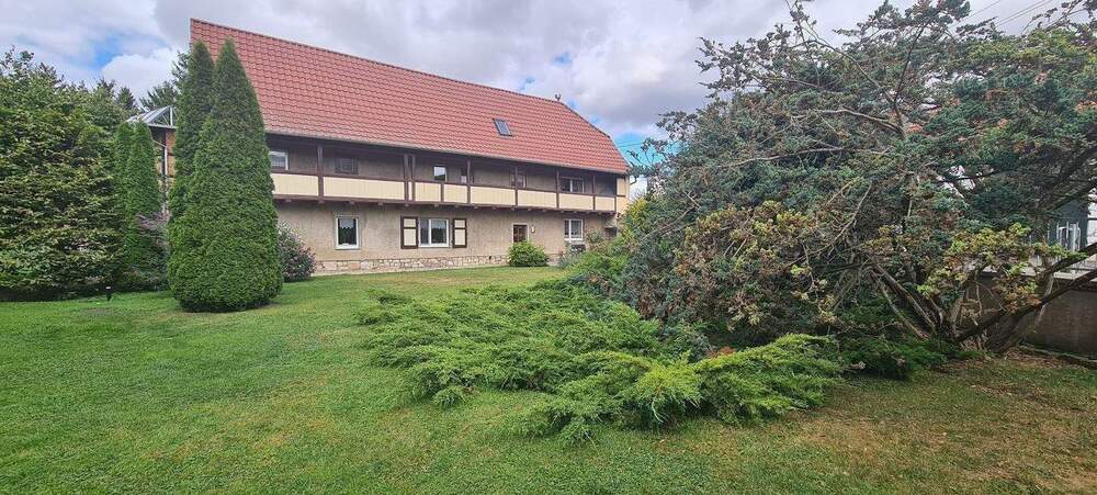 Einfamilienhaus Apolda - 7 Zimmer, 200 m&sup2;, 279.000&euro; | Angebot:25671515
