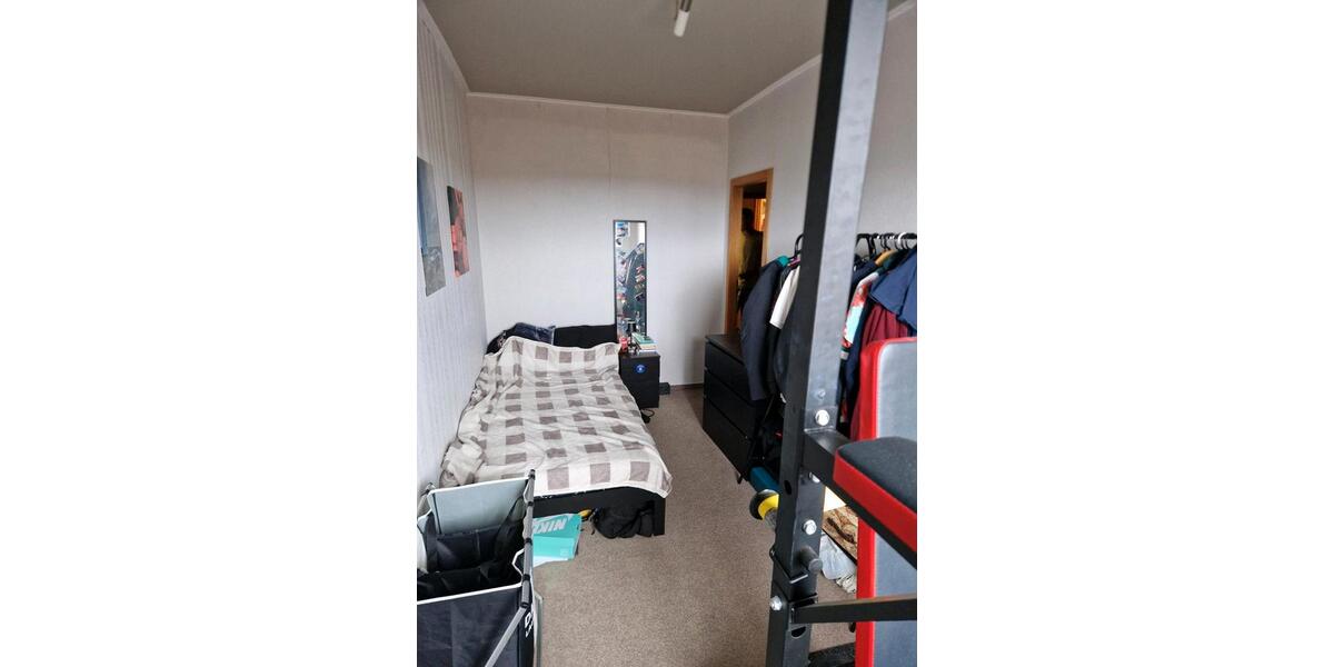 Etagenwohnung Sömmerda - 3 Zimmer, 80 m&sup2;, 870&euro; | Angebot:25904177