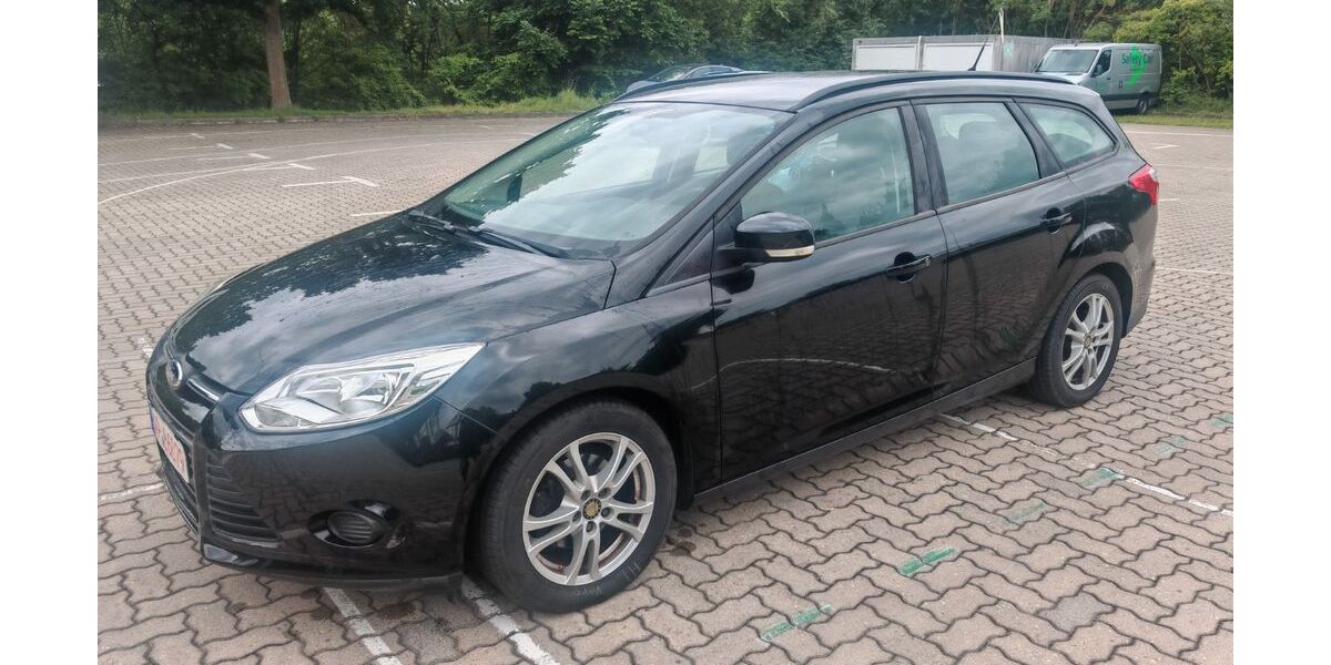 Ford Focus 111.000 km 3.990 &euro; Umpferstedt 99441