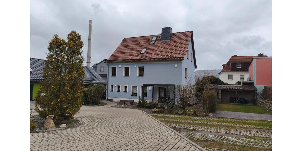 Etagenwohnung Jena Burgau - 2 Zimmer, 77 m&sup2;, 766&euro; | Angebot:26021512