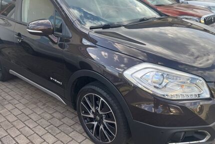Suzuki (SX4) S-Cross 199.800 km 9.800 &euro; Amt Wachsenburg OT Ichtershausen 99334