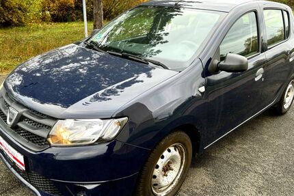 Dacia Sandero 159.000 km 1.990 &euro; Erfurt 99095
