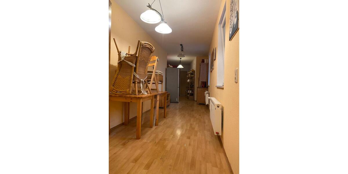 Etagenwohnung Kahla - 4.5 Zimmer, 110 m&sup2;, 600&euro; | Angebot:25496285