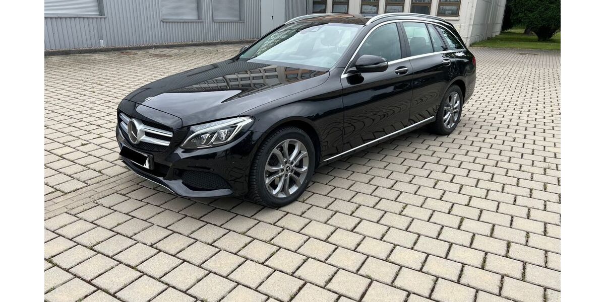 Mercedes-Benz C 220 98.437 km 18.540 &euro; Sömmerda 99610