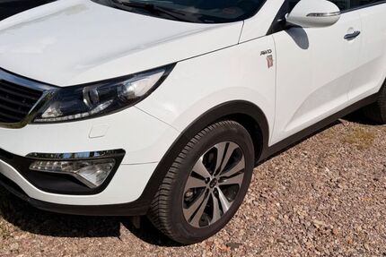 Kia Sportage 128.851 km 8.299 &euro; Erfurt 99085