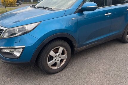 Kia Sportage 183.000 km 5.400 &euro; Erfurt 99087