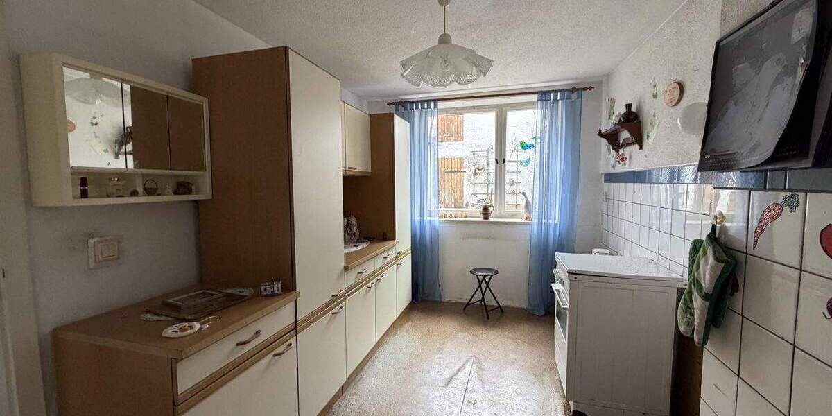 Reihenmittelhaus Buttstädt - 5 Zimmer, 110 m&sup2;, 39.000&euro; | Angebot:25845666