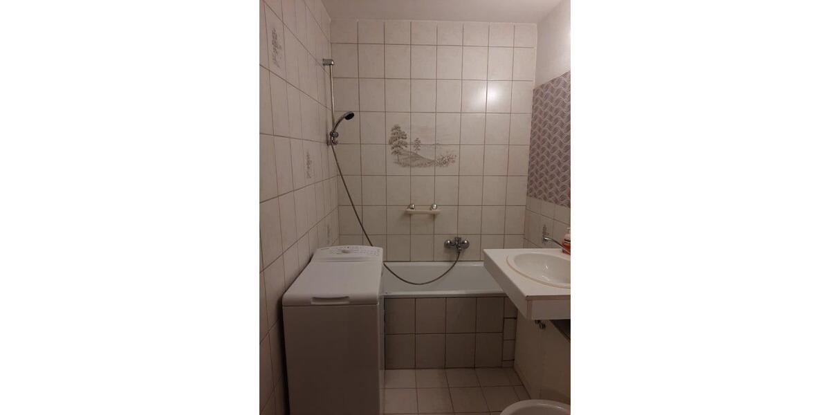 Etagenwohnung Apolda - 4 Zimmer, 73 m&sup2;, 102.000&euro; | Angebot:27295192