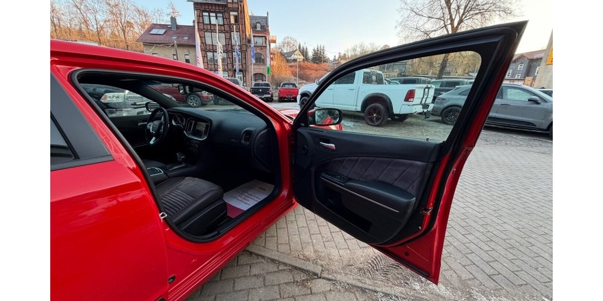 Dodge Charger 5.7 V8 HEMI R/T SRT 107.700 km 24.999 &euro; Rudolstadt 07407
