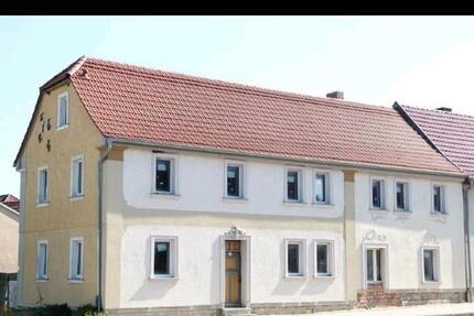 Haus Udestedt - 12 Zimmer, 190 m&sup2;, 195.000&euro; | Angebot:25151920