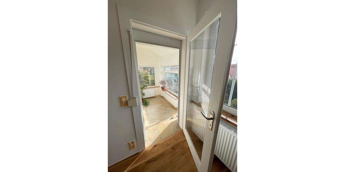 Erdgeschoßwohnung Jena - 3 Zimmer, 72 m&sup2;, 1.425&euro; | Angebot:26022756